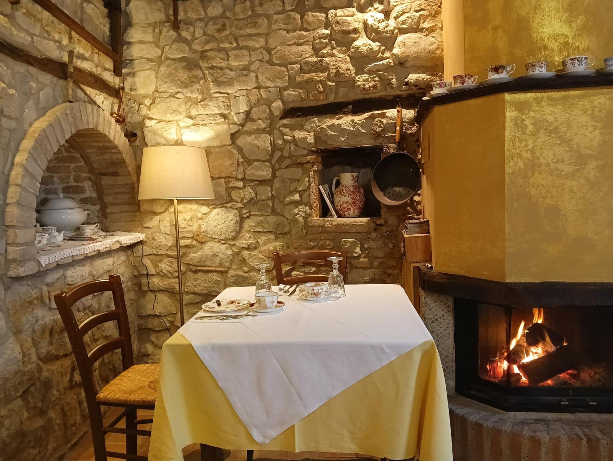 Agriturismo Casa Rastelli Monte Orsello Bagian luar foto